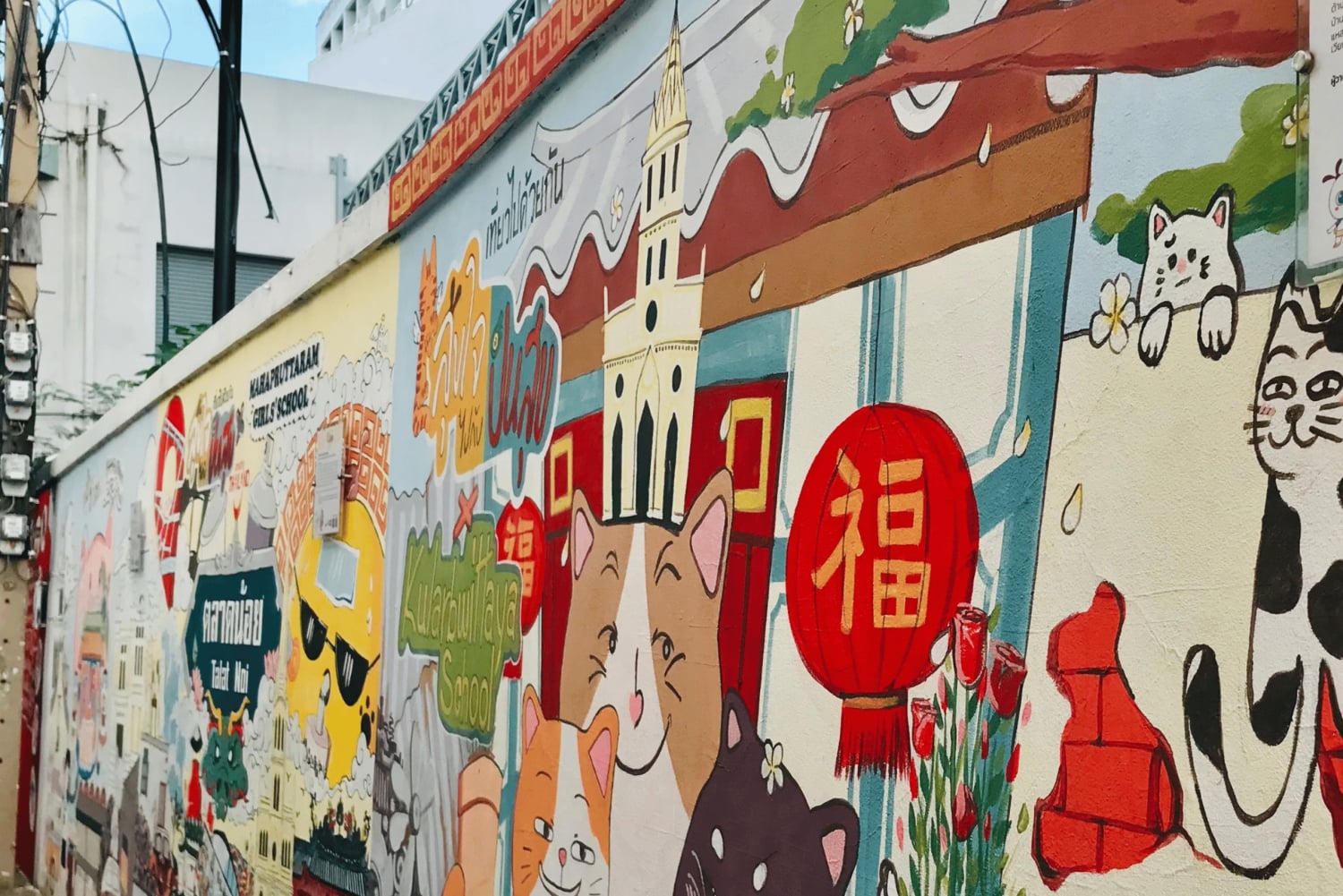 Explore Bangkok's Hidden Alleys, Night Street Market & Sites