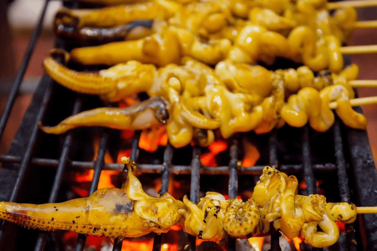 Explore Bangkok's Hidden Alleys, Night Street Market & Sites