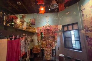 Explore The Back Alleys And Hidden Gems In Chinatown Bangkok