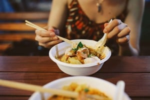 Bangkokin makuja: opastettu ruokakierros paikallisen kanssa