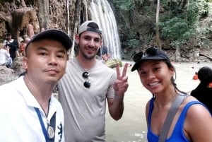 Kelluvat markkinat ja rautatietori vesiputousvaihtoehdolla: Yksityinen