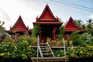 Bangkok: Floating Market, Dragon Temple, Na Satta Museum