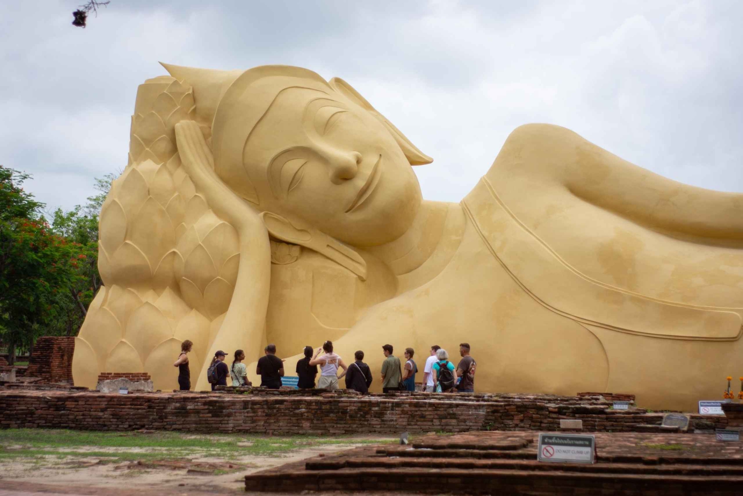 Fra Bangkok: Overkommelig tur til Ayutthayas højdepunkter