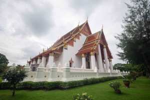 Fra Bangkok: Overkommelig tur til Ayutthayas højdepunkter