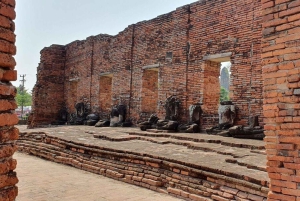 バンコク発：アユタヤ 2 日間 1 泊 遺産探検