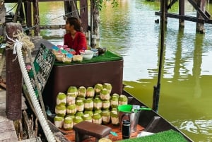 From Bangkok: Ayutthaya & Ayothaya Floating Market Day Trip