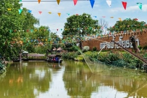 From Bangkok: Ayutthaya & Ayothaya Floating Market Day Trip