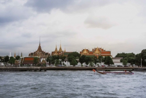 From Bangkok: Ayutthaya Day Tour by Bus & Boat