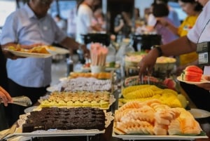 Fra Bangkok: Ayutthaya-dagstur med buss med elvecruise