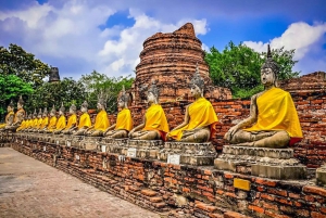 From Bangkok: Ayutthaya Day Tour by Car with Lunch