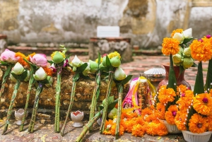 From Bangkok: Ayutthaya Temples Small Group Tour with Lunch