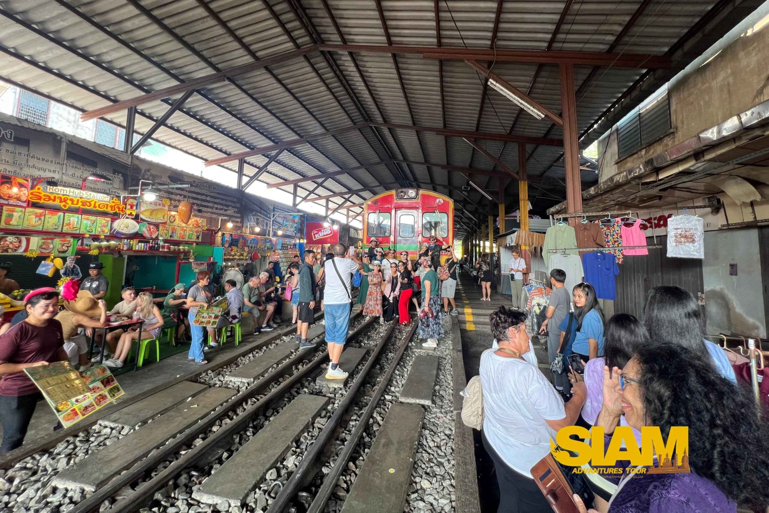 Из Бангкока: экскурсия на плавучий рынок Дамноен и железнодорожный рынок