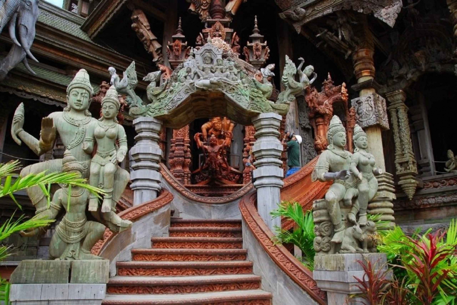 From Bangkok: Day Trip to Pattaya City & Sanctuary of Truth