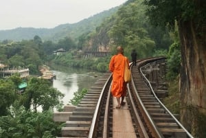Au départ de Bangkok : Kanchanaburi avec visite du marché flottant