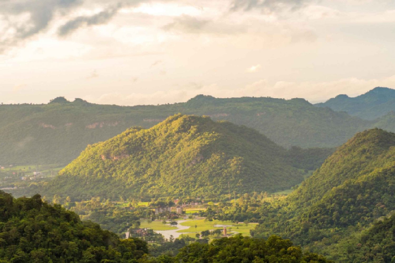 Von Bangkok aus: Khao Yai - Ganztägige Besichtigung und Trekking
