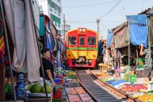From Bangkok: Mae Klong Market, Floating Market & Boat Tour