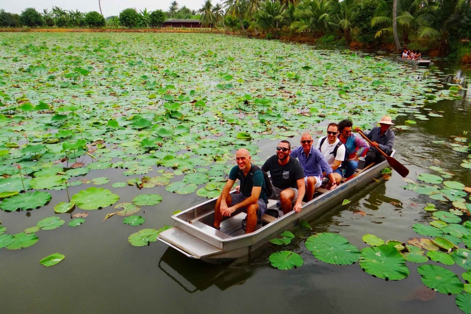 Von Bangkok aus: Mahasawat-Kanal und Bio-Obstbauernhof-Tour