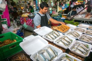 Fra Bangkok: Privat biludlejning til Maeklong Railway Market
