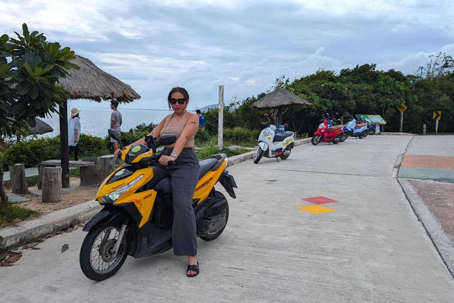 Bangkokista: Koh Sametin saarelle.