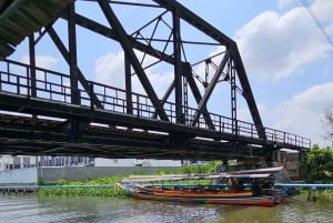 Von Bangkok aus: Taling Chan Floating Market mit dem Teakboot