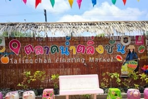 Depuis Bangkok : marché flottant de Taling Chan en bateau en teck