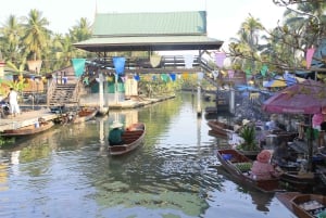 Von Bangkok aus: Der schwimmende Markt von Thaka