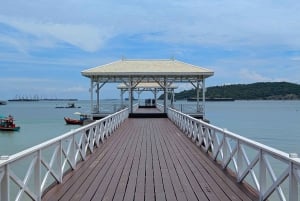 From Pattaya: Day Tour Koh Sichang Island with Tuktuk Tour