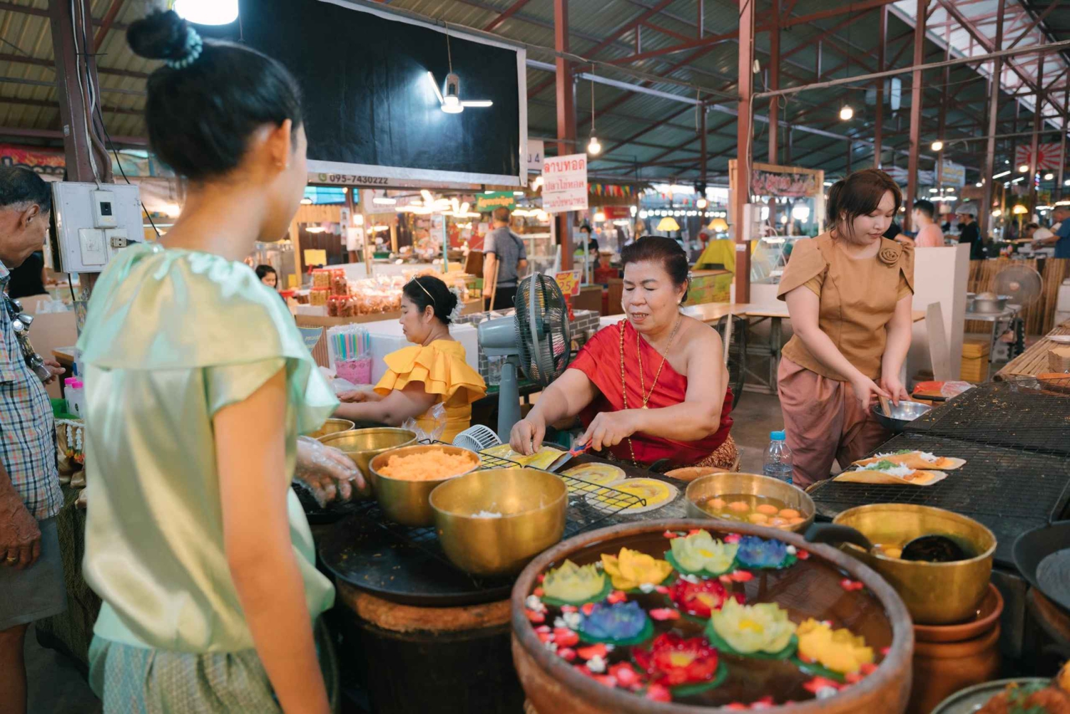Dagvullende rondvaart met een longtailboot over de kanalen naar de drijvende markt van Bangkok
