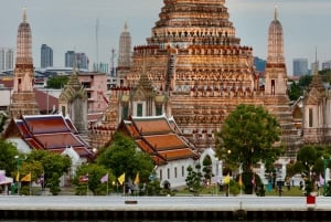 Bangkok: Private Wat Phra Kaew, Wat Pho & Wat Arun Tour