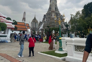 Grand Palace, Wat Pho, Wat Arun og båttur (halv dag)