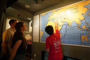 Banguecoque escondida: canal local e vila de artistas de barco elétrico