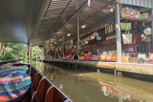 L'incredibile mercato galleggiante e il mercato ferroviario di Damnoen Saduak
