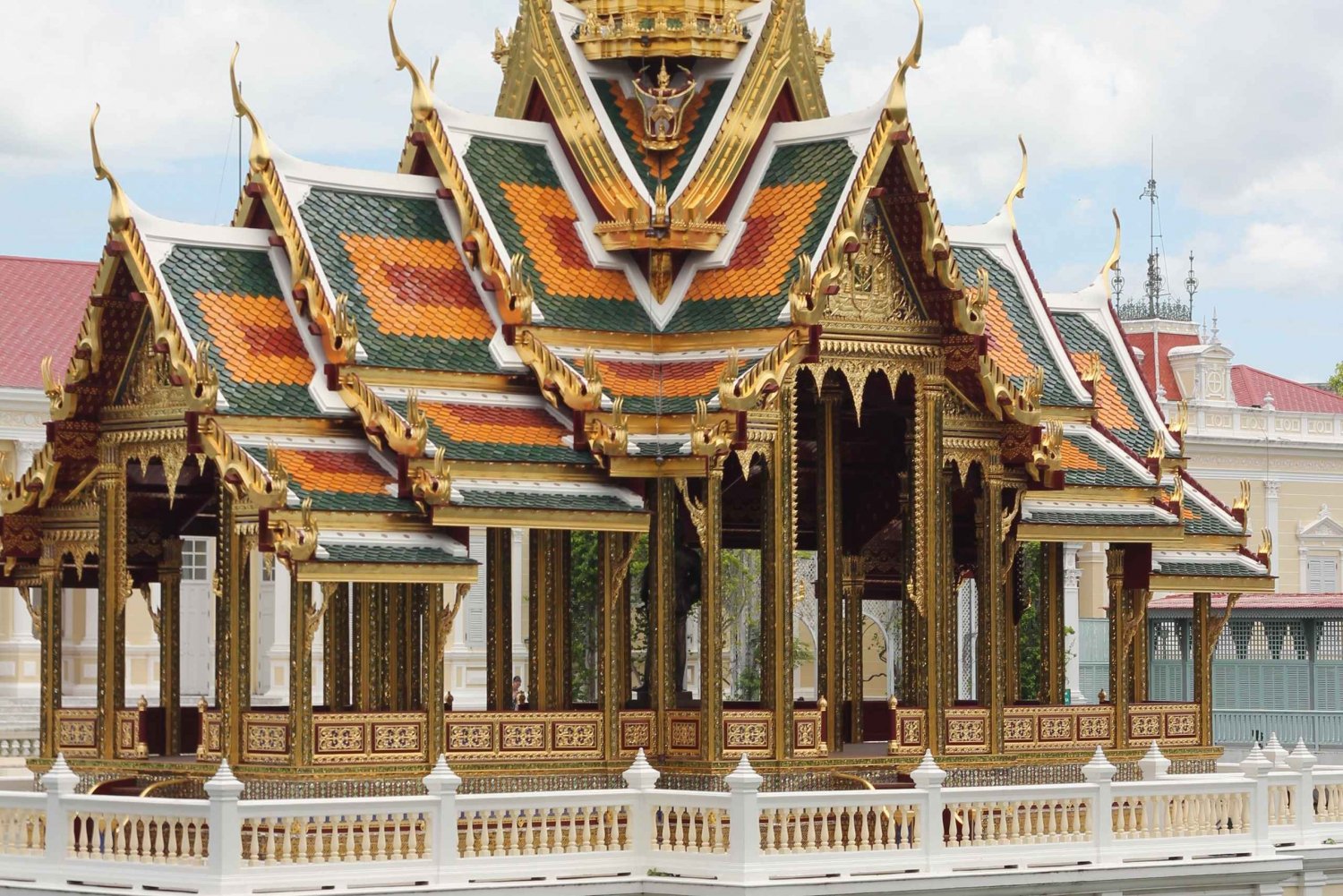 Individual 12 hours private car Bangkok-Ayutthaya
