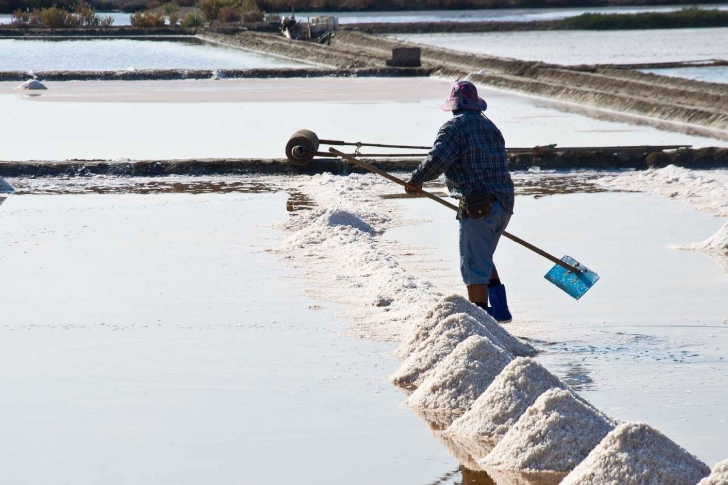 Maeklong jernbanemarked, flytende marked og tur til Saltsjøen