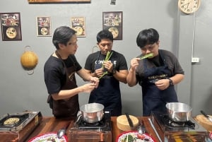 Bangkok: Autentisk thailändsk matlagningskurs – mysig och praktisk