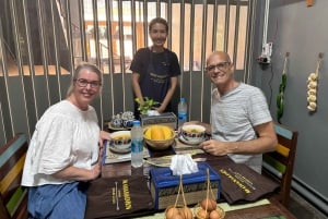 Bangkok: Autentisk thailändsk matlagningskurs – mysig och praktisk