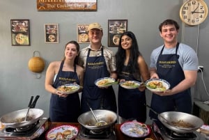 Bangkok: Autentisk thailändsk matlagningskurs – mysig och praktisk