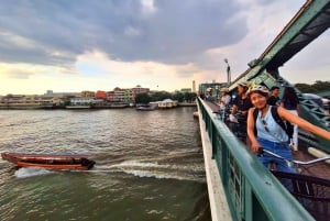 One-on-One Bangkok Bike Tour: Discover Like a Local