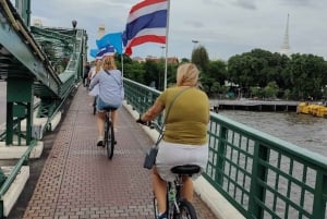 One-on-One Bangkok Bike Tour: Discover Like a Local