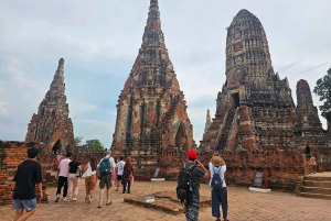 Pattaya: Viagem de 1 dia a Ayutthaya em carro particular com passeio de barco