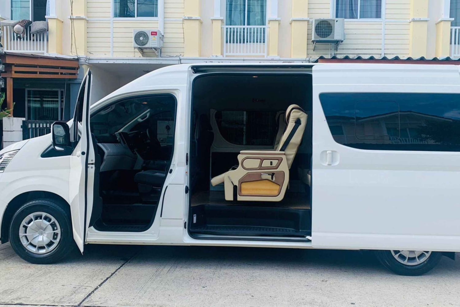 Pattaya: Traslado privado de/para o aeroporto de Suvarnabhumi