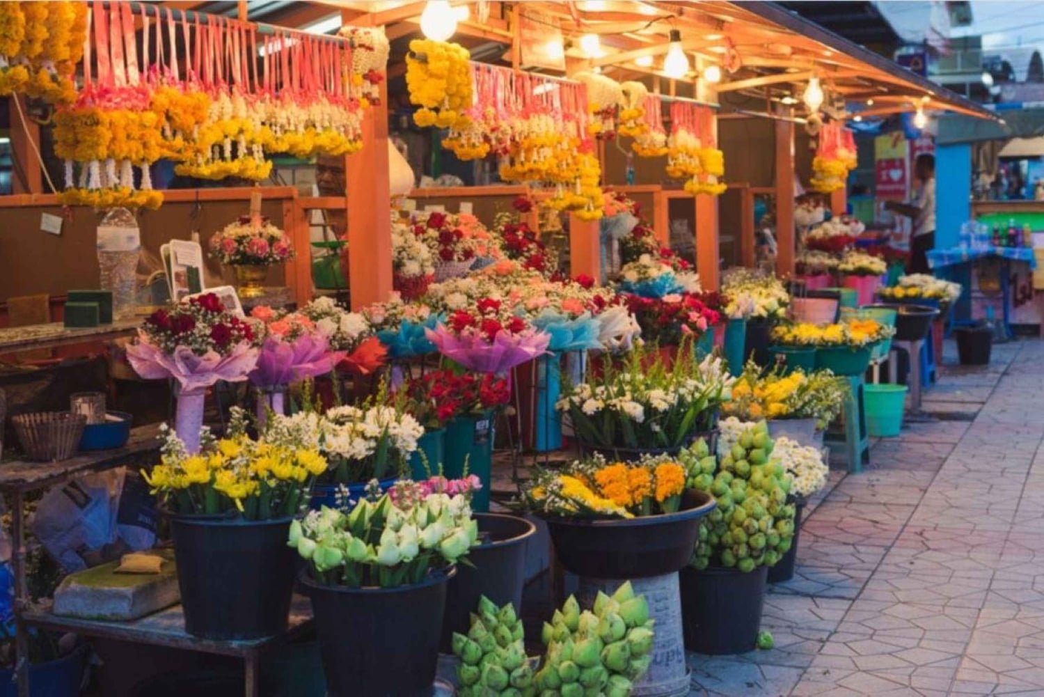 Частный вечерний тур по Бангкоку: рынки, храмы и набережная