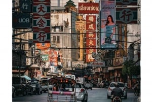 BANGKOK : Yksityinen autonvuokraus & räätälöi kierros kuljettajan kanssa