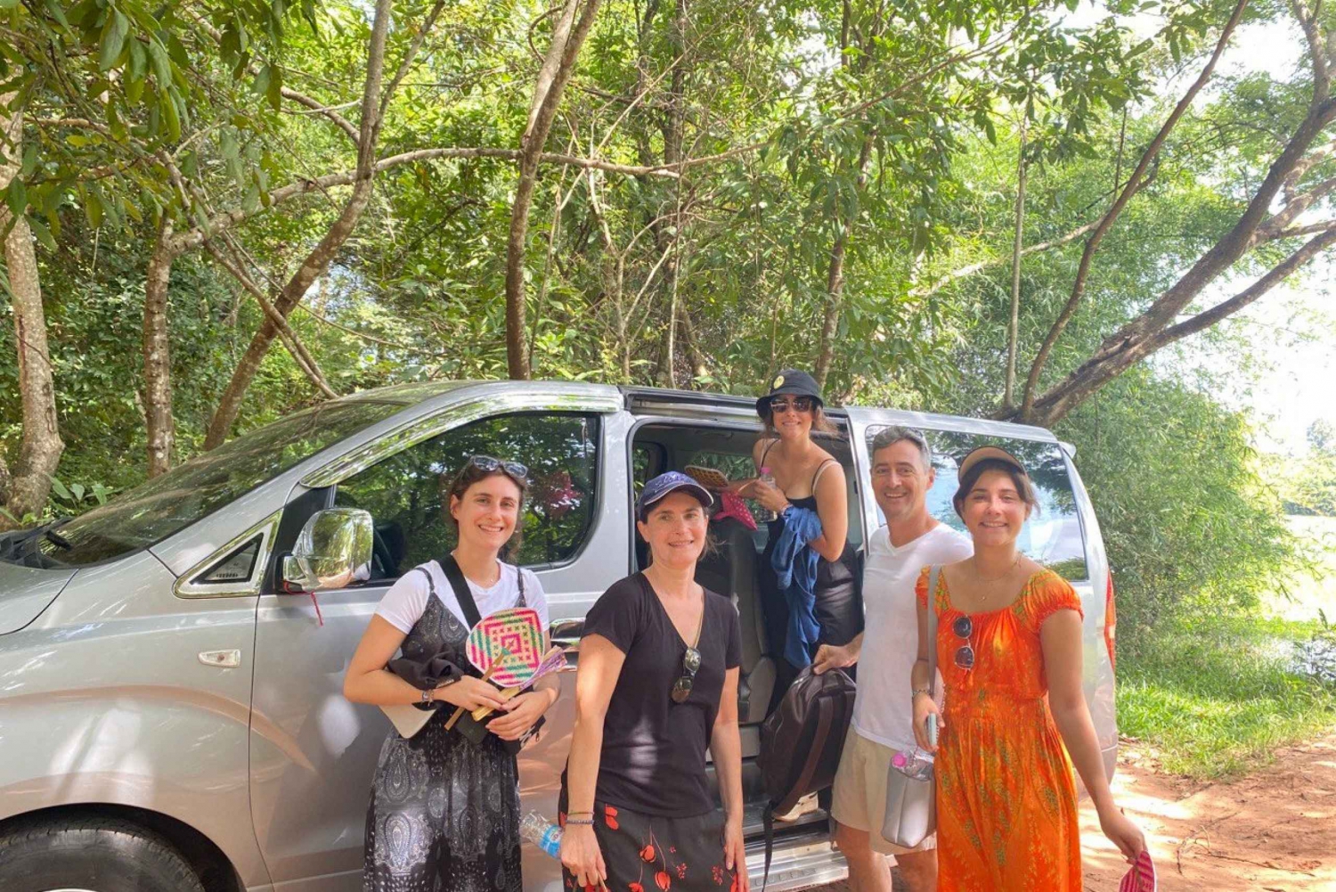 Private Taxi transfer from Siem Reap to Bangkok