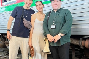 バンコク発、鉄道市場から水上マーケット＆ボートツアーへご案内します