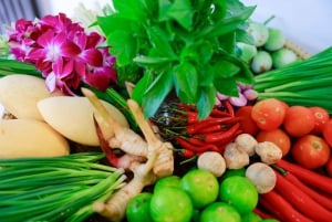 Sathon: Praktisk thailandsk madlavningskursus og markedstur i Bangkok