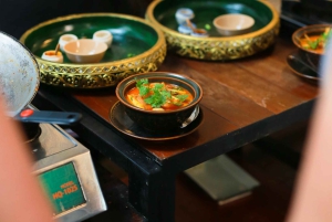 Sathon: Praktisk thailandsk madlavningskursus og markedstur i Bangkok