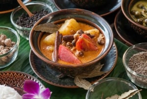 Сукхумвит: практический урок тайской кулинарии и тур по рынку в БКК