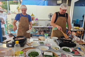 Tajskie doświadczenie kulinarne z instruktorem mówiącym po niemiecku