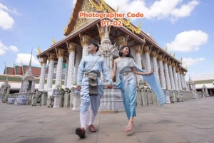 Thai Costume Photographer at Wat Arun in Bangkok, Thailand